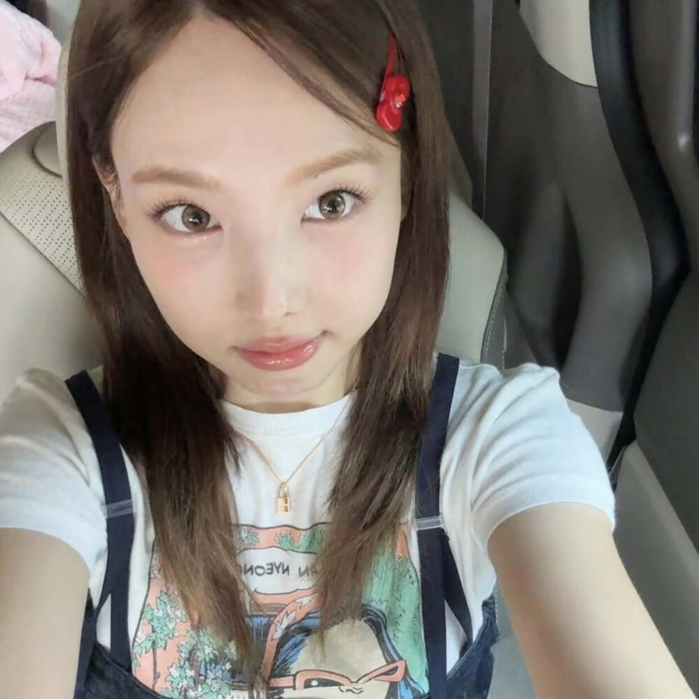 林娜琏 | 今天也是琏爱日