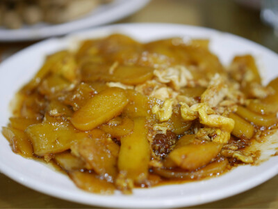 落地东海小鲜搞起来～
动物城2刷并且是包场哈哈哈哈哈特意挑了个五点多的场次果然没人不愧是我
石塘鸡蛋红糖炒jiu赛高比墨鱼大烤还抢风头说好的不吃碳水反正破了再立
大温岭帝国的甘蔗已经38一根了