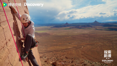 YIBO-OFFICIAL：
#王一博趴在峭壁上那10S在想什么#
驱车出发，去挑战岩壁，去战胜高空，去让肾上腺素上升。 @UNIQ-王一博
#探索新境# 第二季，正在播出。#探索新境2# ​​​