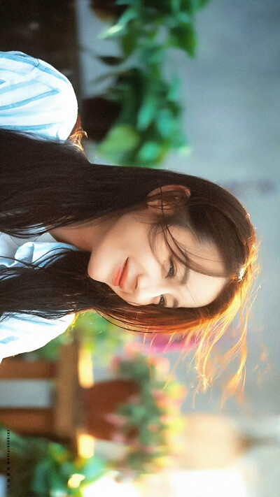 - 迪丽热巴 / 聂九罗 。