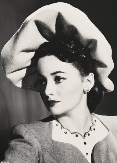 奥莉薇娅.德哈维兰