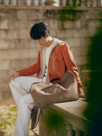 20251127肖战TODS澳门