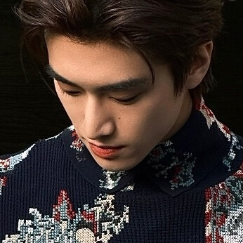 还得是我们乐乐撑起这套衣服