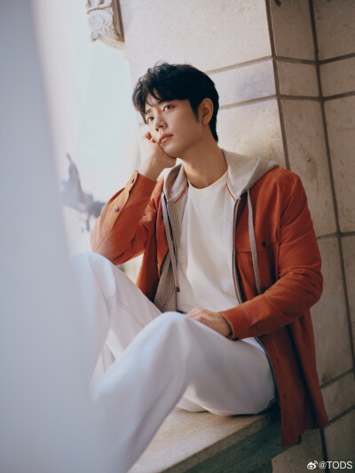 20251127肖战TODS澳门