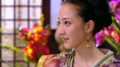 第四十九集 苑新雨
华胥引之绝爱之城 刘心慈