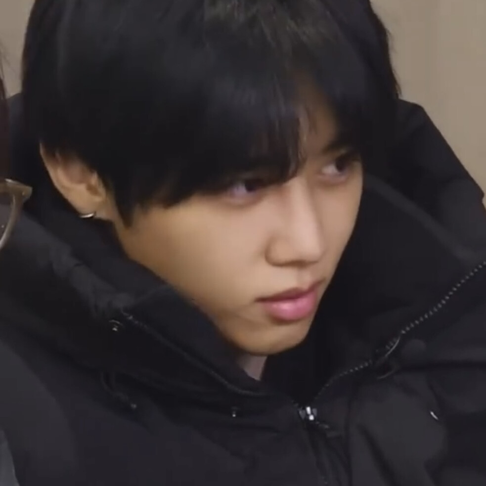 世界欠我一个萝莉身御姐心