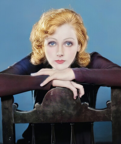 草莓金发版葛丽泰·嘉宝