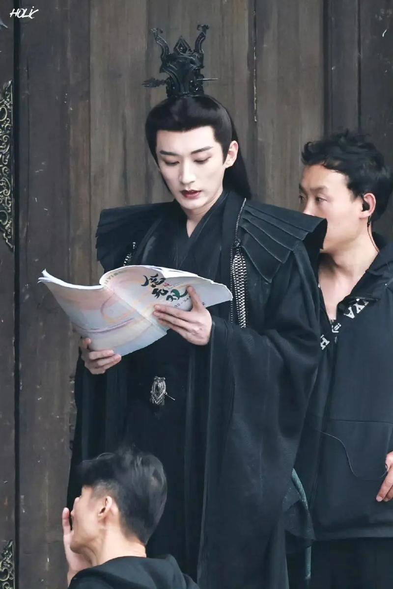 刘学义 饰 源仲 《念无双》
