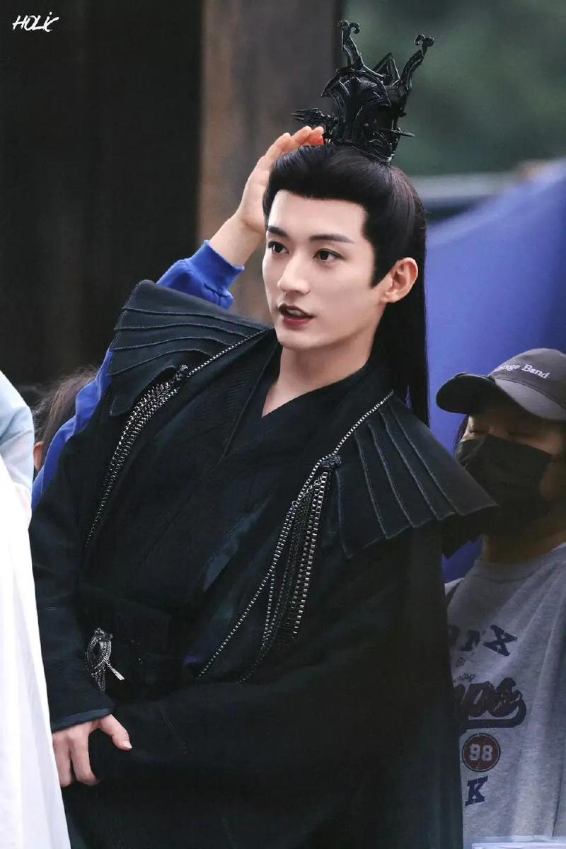 刘学义 饰 源仲 《念无双》
