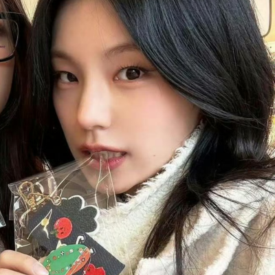 申留真 申有娜 黄礼志