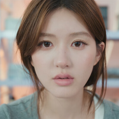 赵露思
许我耀眼