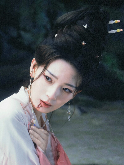 陈瑶 饰 西方桃 《水龙吟》25年