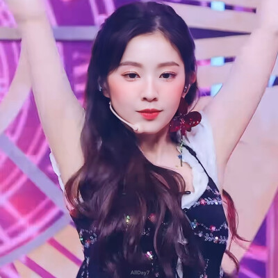 裴珠泫Irene