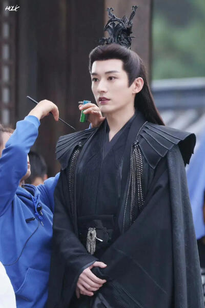 刘学义 饰 源仲 《念无双》
