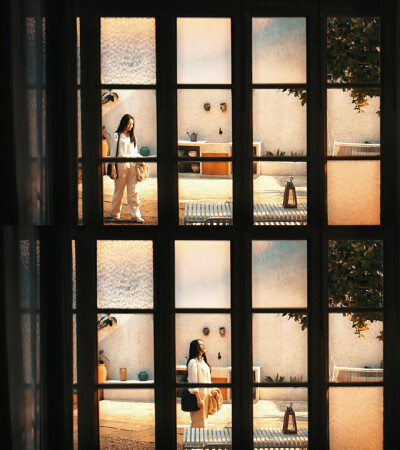 - 迪丽热巴 / 聂九罗 。