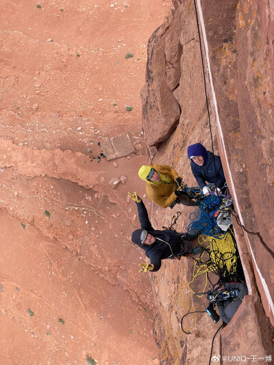 一博更博：
#探索新境2# 幕后花絮 ​​​