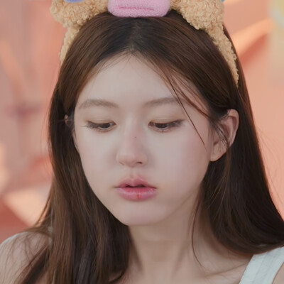 赵露思
许我耀眼