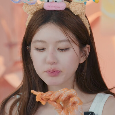 赵露思
许我耀眼