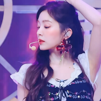 裴珠泫Irene