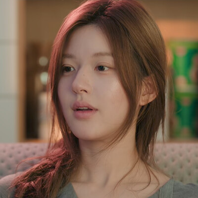 赵露思
许我耀眼