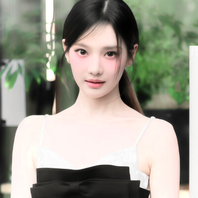 ：初恋的滋味是青苹果混着铁锈