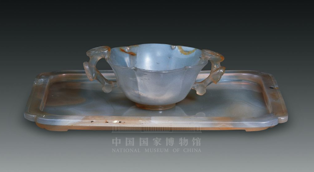 清 玛瑙花口灵芝耳杯盘中国国家博物馆藏