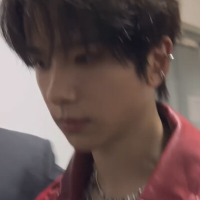 我发誓这是红衣男最后一组