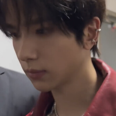 我发誓这是红衣男最后一组