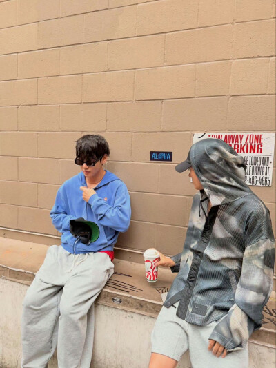 251128
金泰亨更新ins