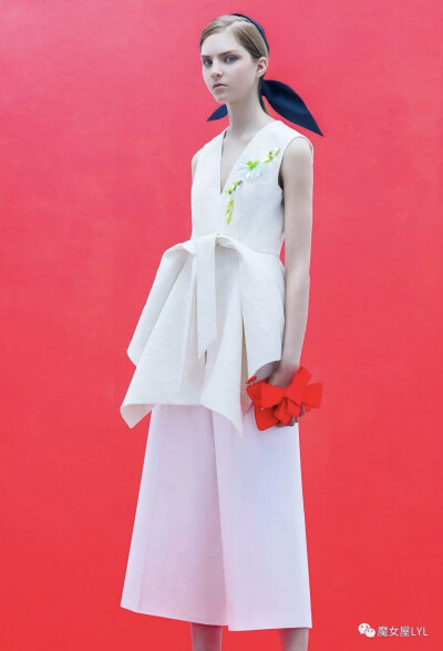 西班牙时尚名牌Delpozo的2018度假系列