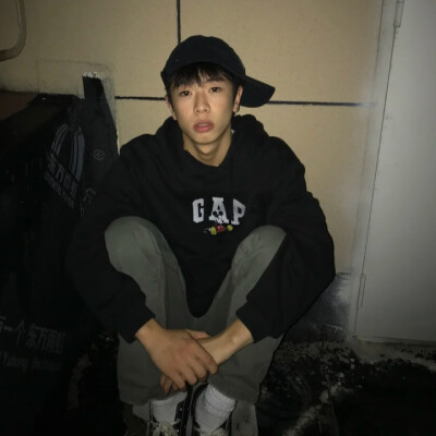 想说的话欲言又止 你的世界少了我好像也没关系