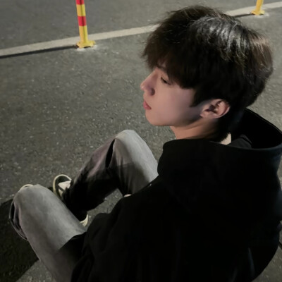 想说的话欲言又止 你的世界少了我好像也没关系