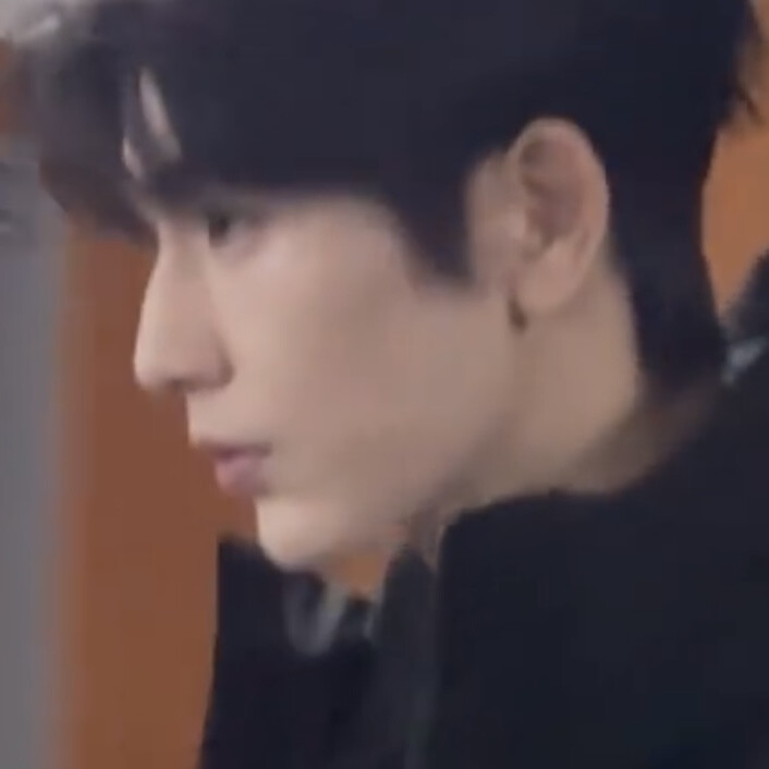 要分离 我眼泪就掉下去