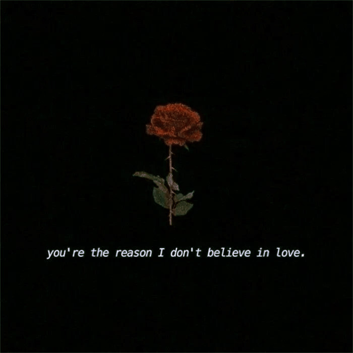 掌心叠握 交织命运的第一首诗