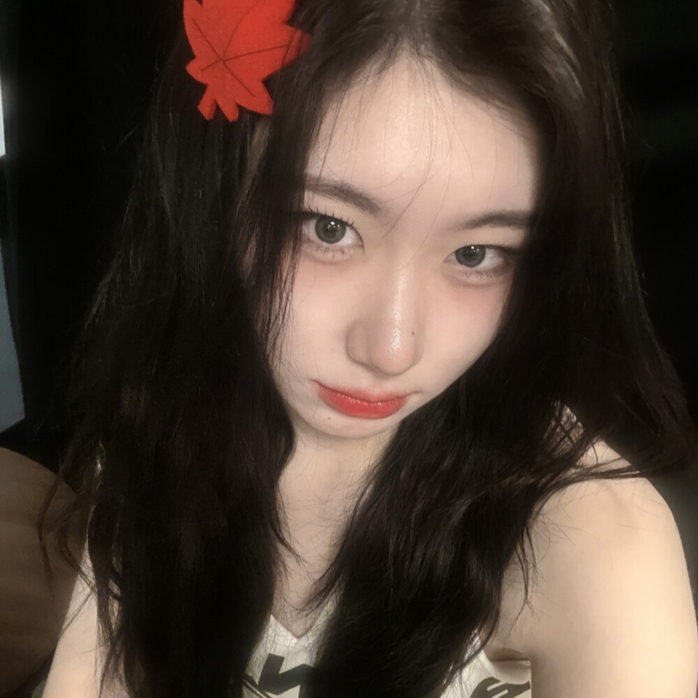 掌心叠握 交织命运的第一首诗