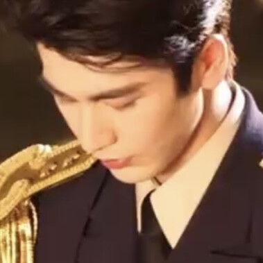 要分离 我眼泪就掉下去