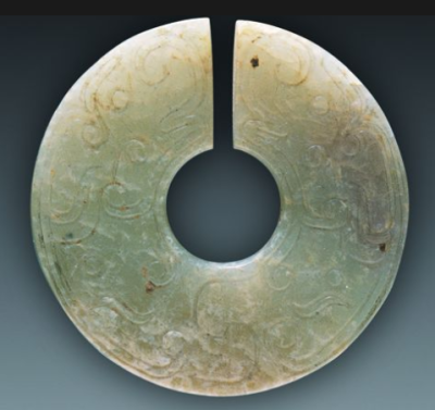 春秋 玉龙纹玦 中国国家博物馆藏
