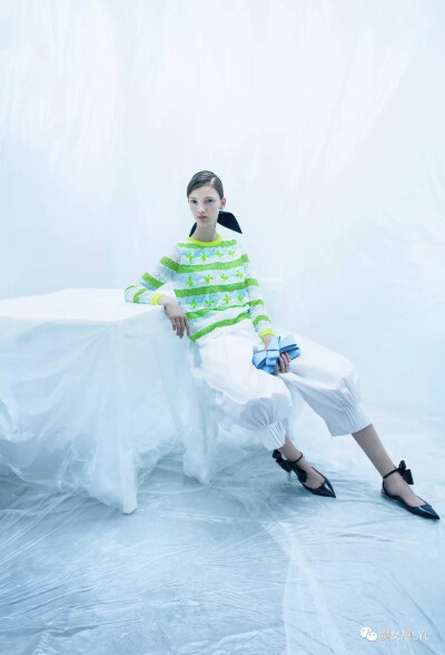 西班牙时尚名牌Delpozo的2018度假系列