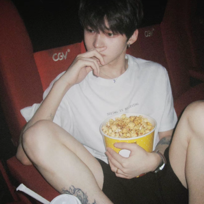 想说的话欲言又止 你的世界少了我好像也没关系