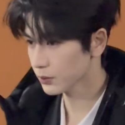 要分离 我眼泪就掉下去