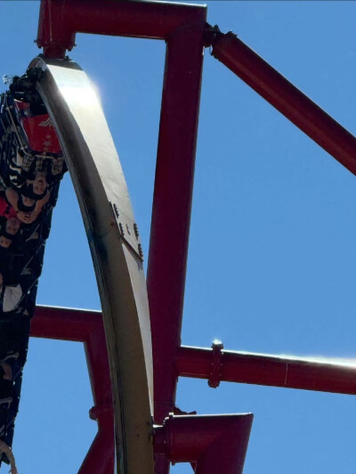 251128
金泰亨更新ins