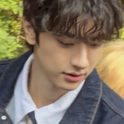 想一个校园男神