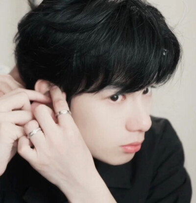 在你面前我不会夸别人漂亮