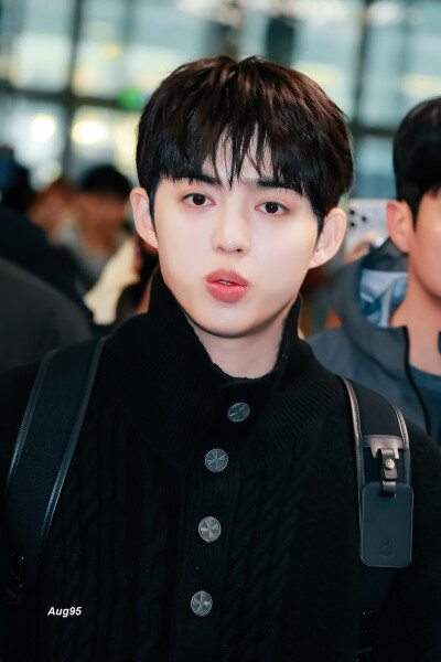 崔胜澈 251121 仁川出发