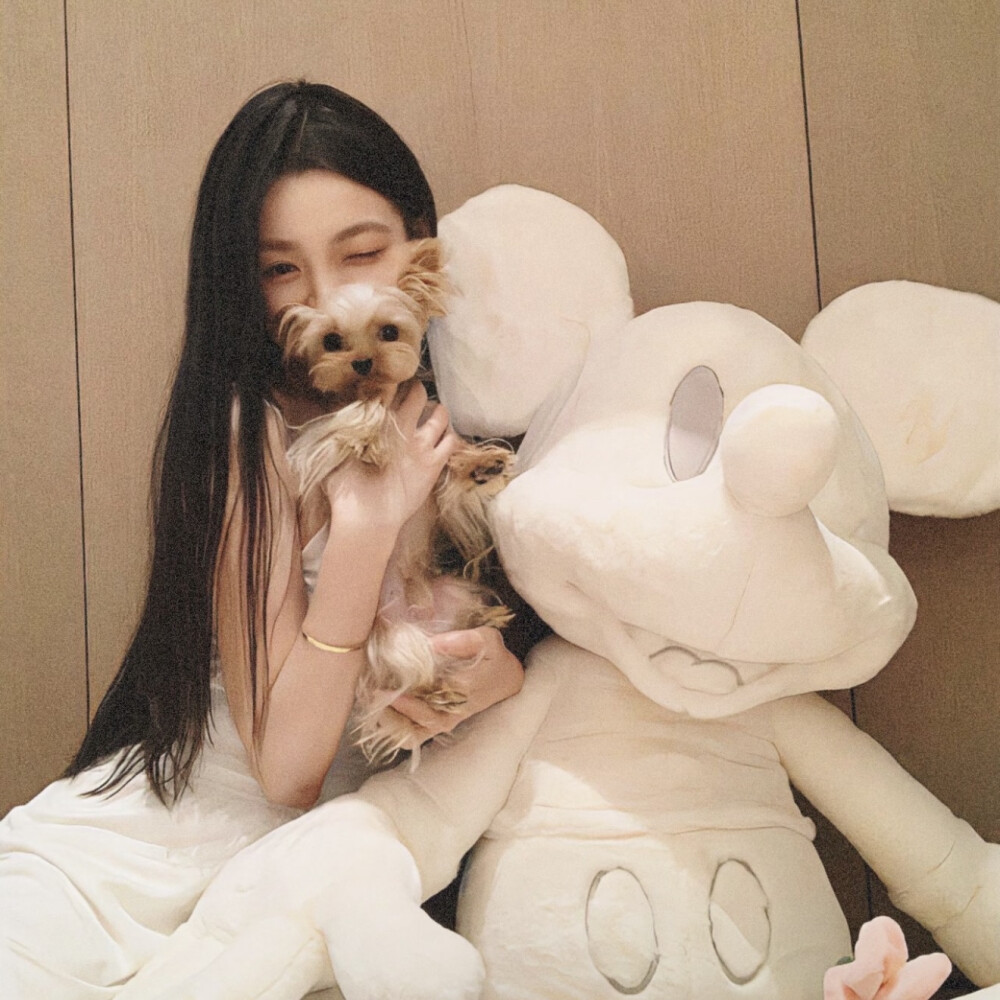 雅雅的图（拿图收藏点赞关注 白嫖滚）