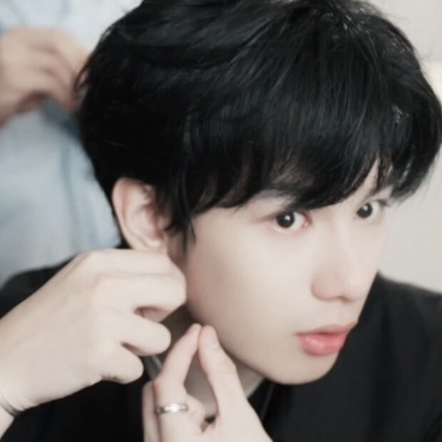 在你面前我不会夸别人漂亮