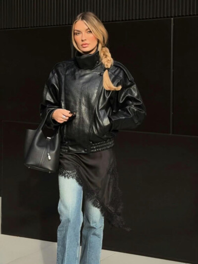 BY爱喝可乐的古娜小姐