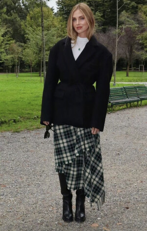 BY爱喝可乐的古娜小姐