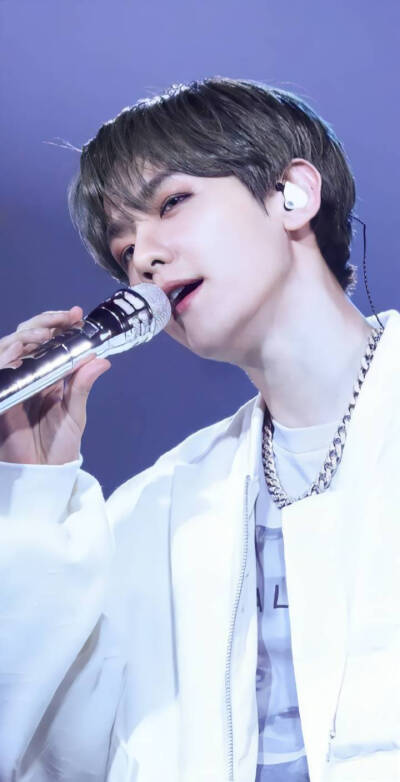BAEKHYUN