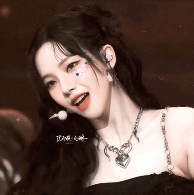 ＊ちょう蝶び夏日的晚风「In Summer Air」